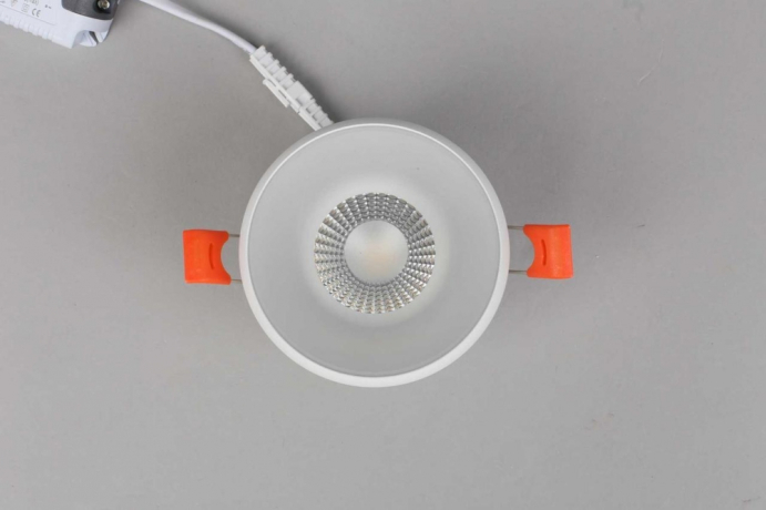 Встраиваемый светильник Omnilux Genova OML-102809-06 