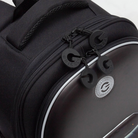 Нарушена упаковка!  <796733> Ранец GRIZZLY анатомическая спинка, c бейджем, для мальчиков, "BLACK CAR", 36х28х20 см, RAz-587-7/1 (274153)