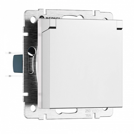 Розетка с заземлением и со шторкой, без рамки с крышкой Werkel  W1171261 