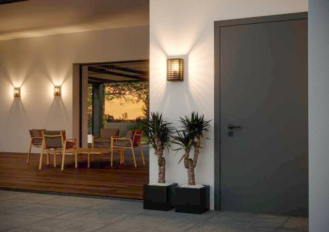 Уличный настенный светильник Eglo Alamonte 3 367993