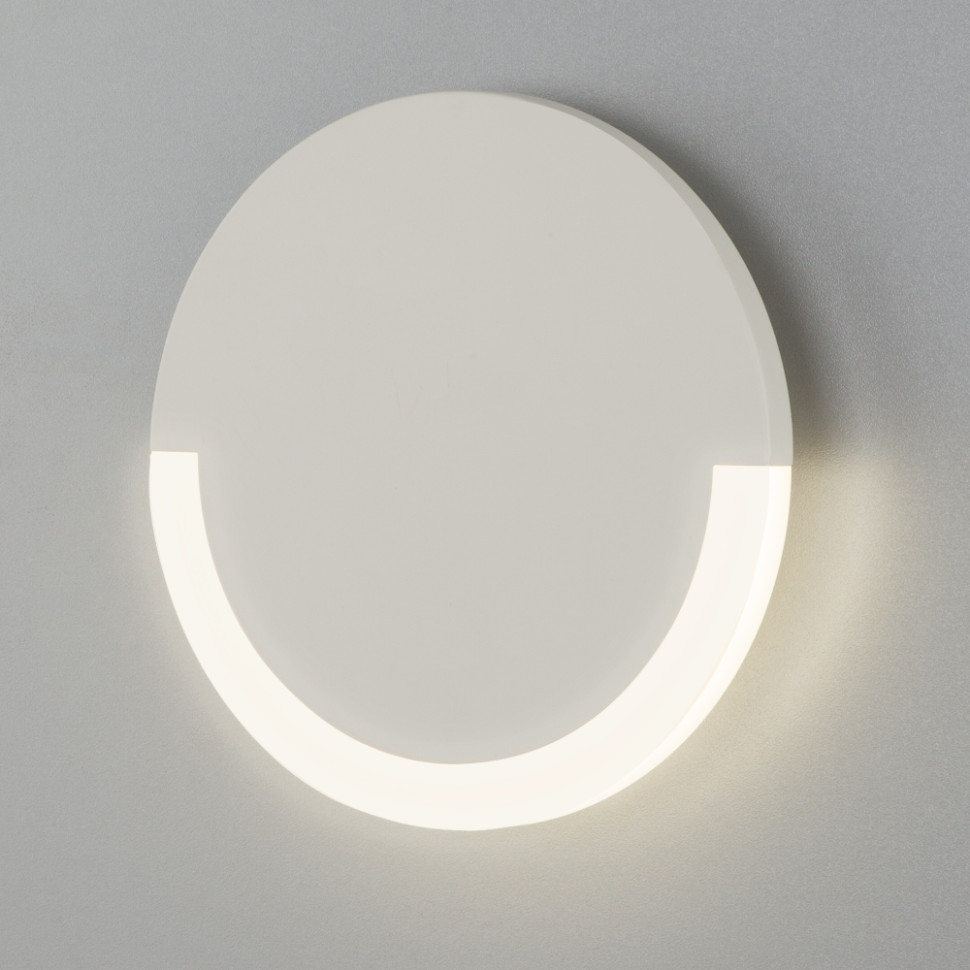Настенный светодиодный светильник Eurosvet Radiant 40147/1 LED белый (a046169) 40147/1 LED / настенный светильник / белый - фото 1