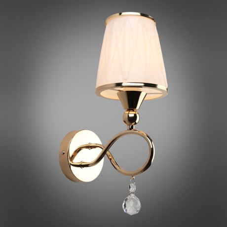 Витринный образец!  <177762> Бра Omnilux Farneta OML-56501-01 