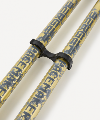 Нарушена упаковка!  <772205> Треккинговые палки Travel Pacemaker, 65-135 см, 3-секционные, светло-серый/лайм Berger ЦБ-00004475