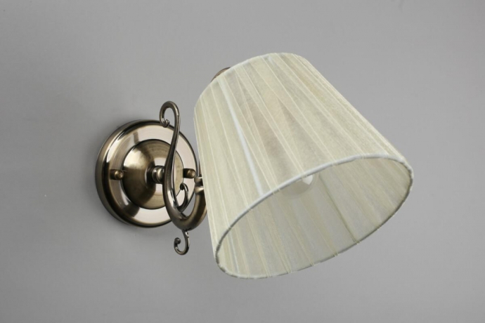 OML-29111-01 Бра Omnilux Leonessa 