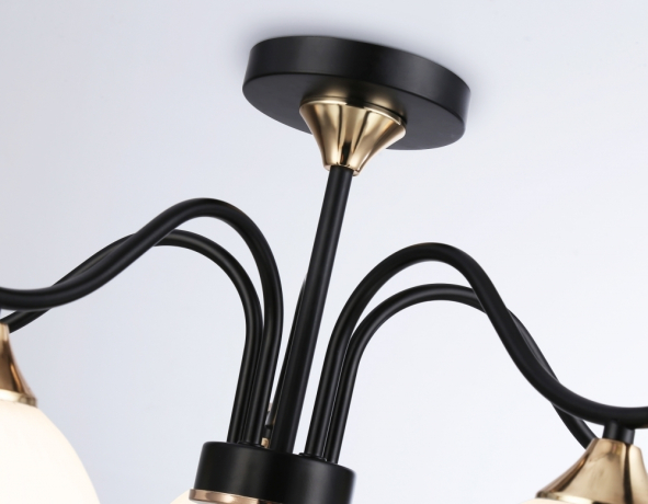 Люстра на штанге Ambrella light TRADITIONAL TR3162 