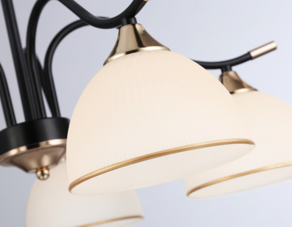 Люстра на штанге с лампочками Ambrella light TR3162+Lamps 