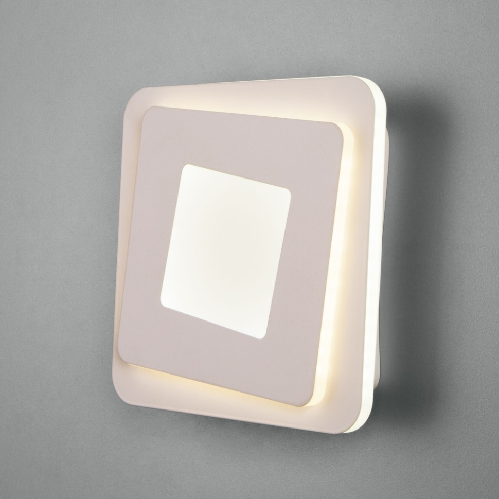 90154/2 белый белый Настенный светодиодный светильник Eurosvet Salient