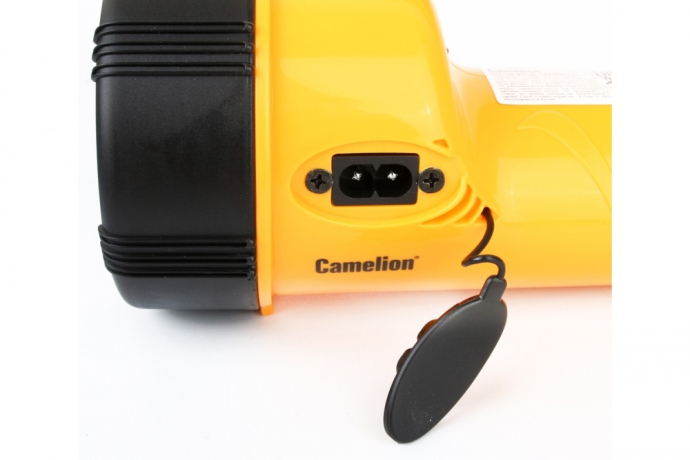 Ручной светодиодный прожекторный фонарь на аккумуляторе. Дистанция освещения - 30м. Camelion 188913 (10471)