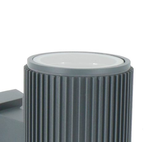 Уличный настенный светильник Favourite  286075