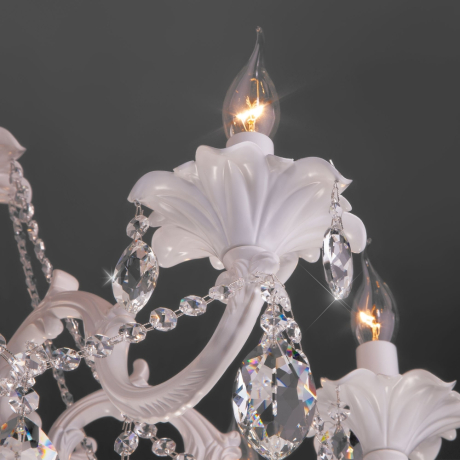 Подвесная люстра Eurosvet Veletta 10108/5 белый/прозрачный хрусталь Strotskis 