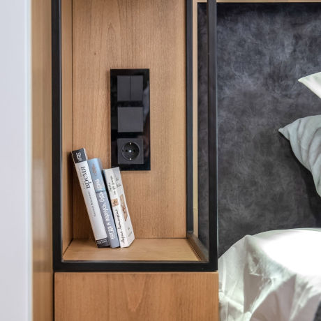 Выключатель двухклавишный проходной (черный матовый) Werkel 90686