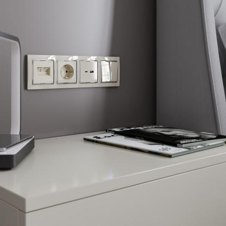 Выключатель двухклавишный с подсветкой без рамки Werkel слоновая кость W1122103