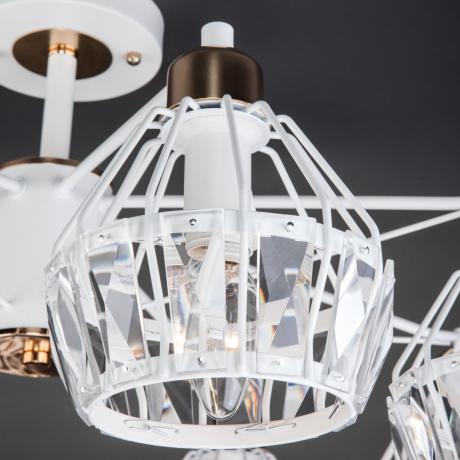 Люстра на штанге Eurosvet Lord 70075/8 белый 