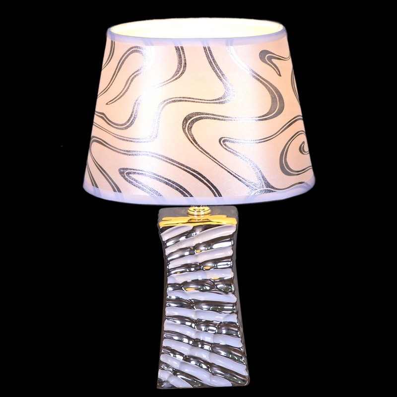 Настольная лампа Reluce 01839-0.7-01 (1408709), цвет белый - фото 1