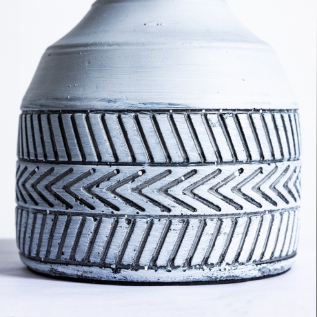 Настольная лампа декоративная Arte Lamp Tiaki A4636LT-1GY 