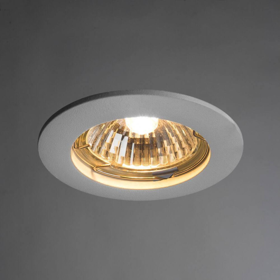 Встраиваемый светильник Arte Lamp Basic A2103PL-1WH потолочная люстра arte lamp marco a2703pl 8sg