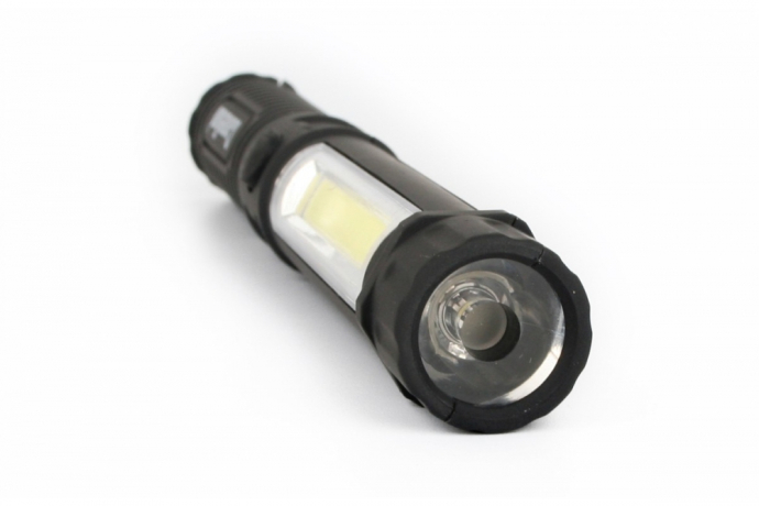 Ручной светодиодный фонарь на батарейках. Дистанция освещения дальний свет - 30 м., ближний - 7 м. 2 режима работы. Сamelion 188990 (13361)