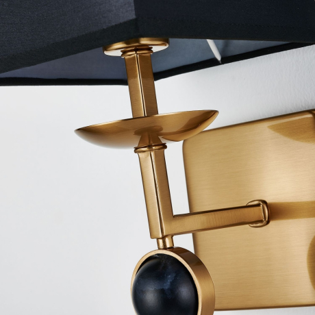 Бра Favourite Diva 2822-1W 