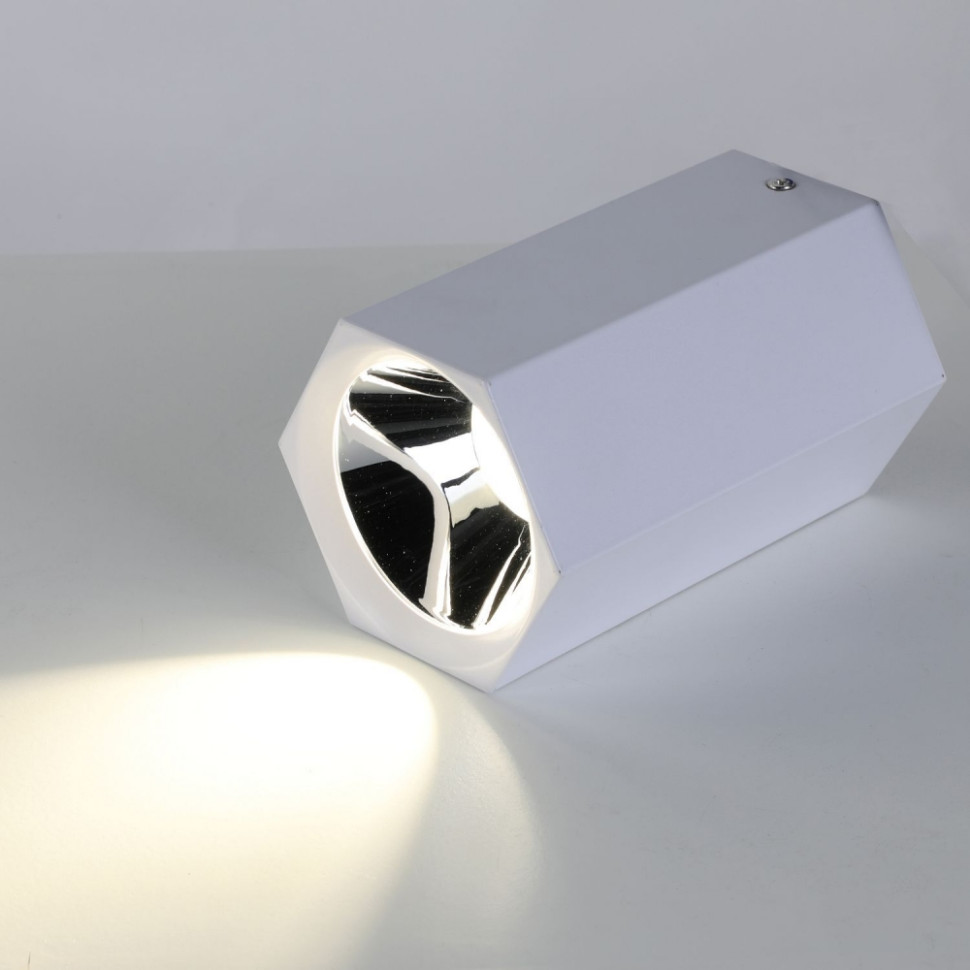 2397-1U Точечный накладной светодиодный светильник Favourite Hexahedron, цвет белый - фото 3