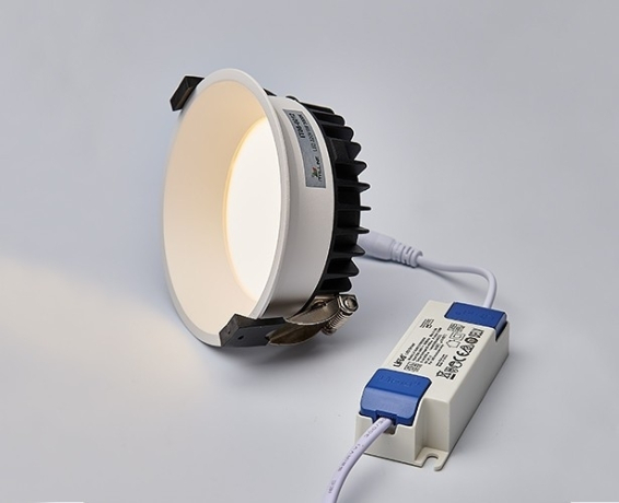 Встраиваемый светильник Italline IT06-6012 IT06-6012 white 3000K