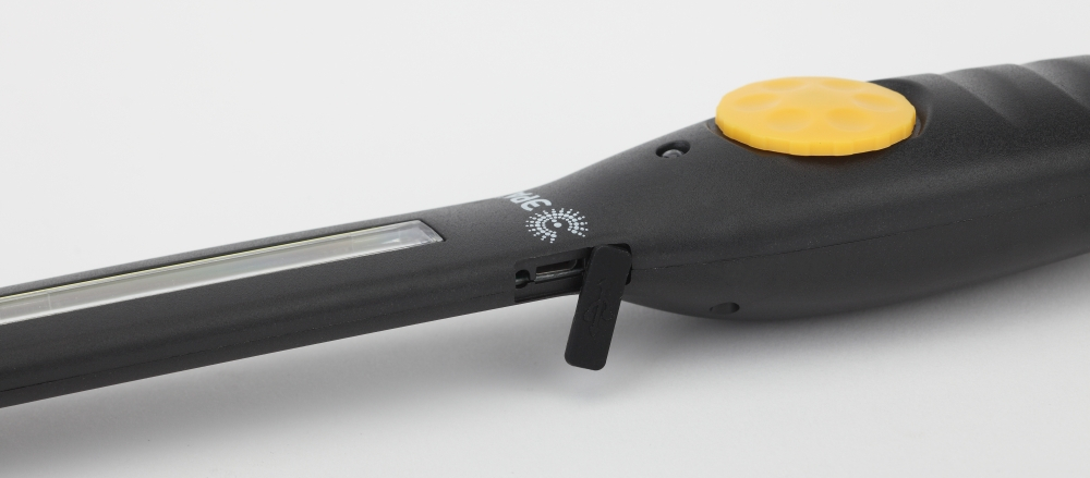 Автомобильный светодиодный фонарь ЭРА аккумуляторный 375х35 530 лм AA-701 163736