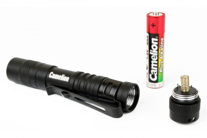Ручной светодиодный фонарь на батарейках. Дистанция освещения 150 м. 3 режима работы. Camelion 188977 (12916)